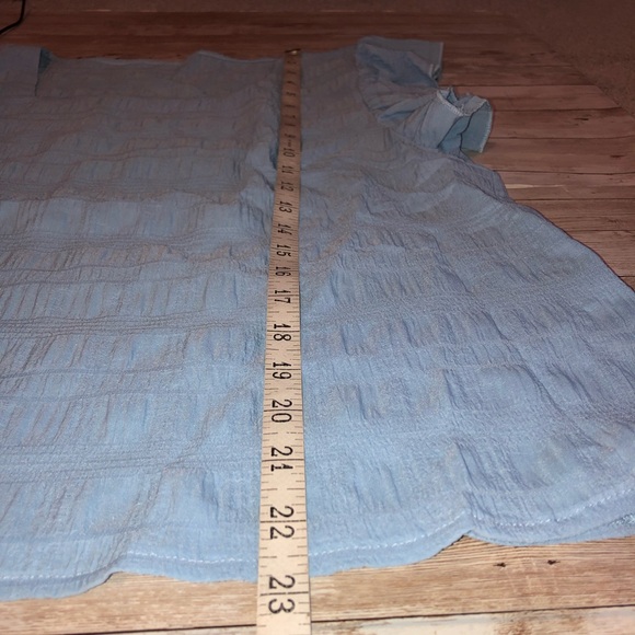 Crinkle fabric square neck top with ruffled sleeves -size L - NWT - Picture 6 of 11